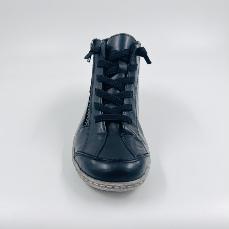 Remonte 1498-01