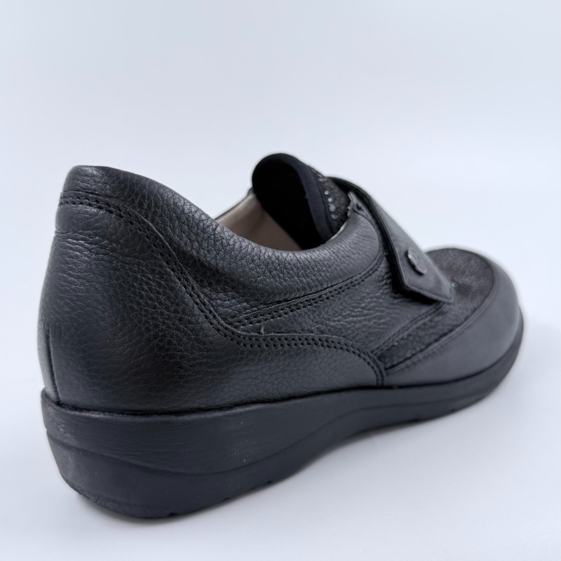 Caprice 24655-019