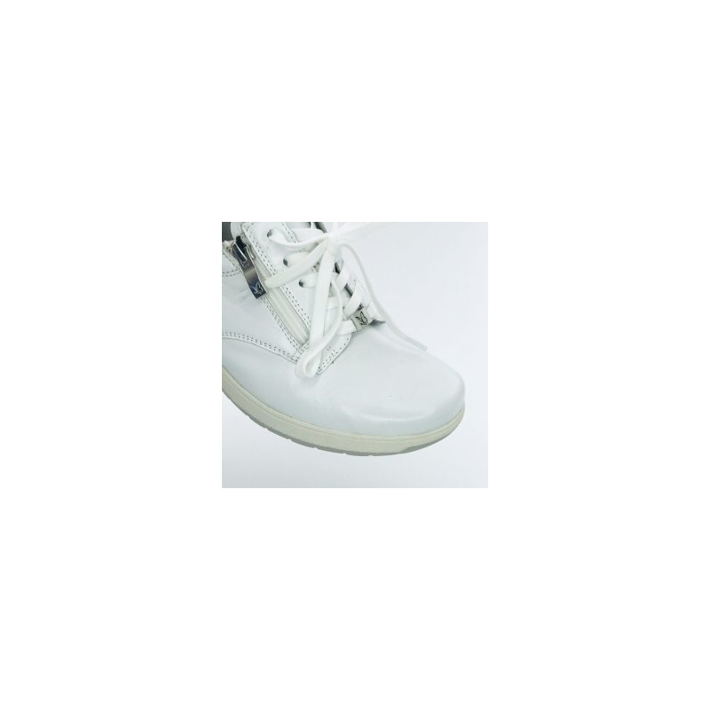 Caprice 23760-102