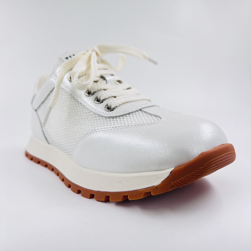 Spur XS012_01TU-WT