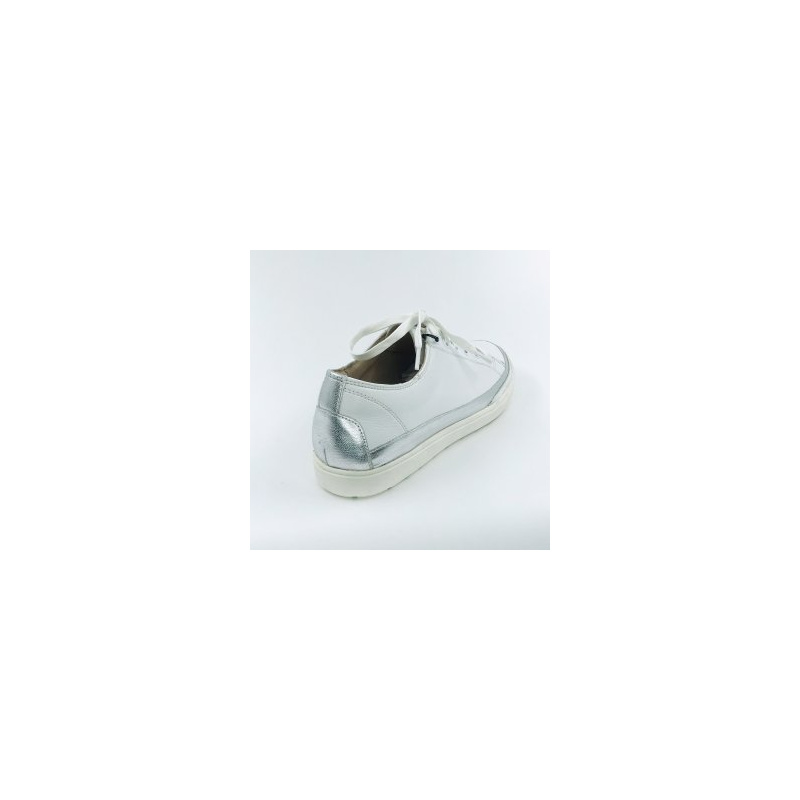 Caprice 23654-102
