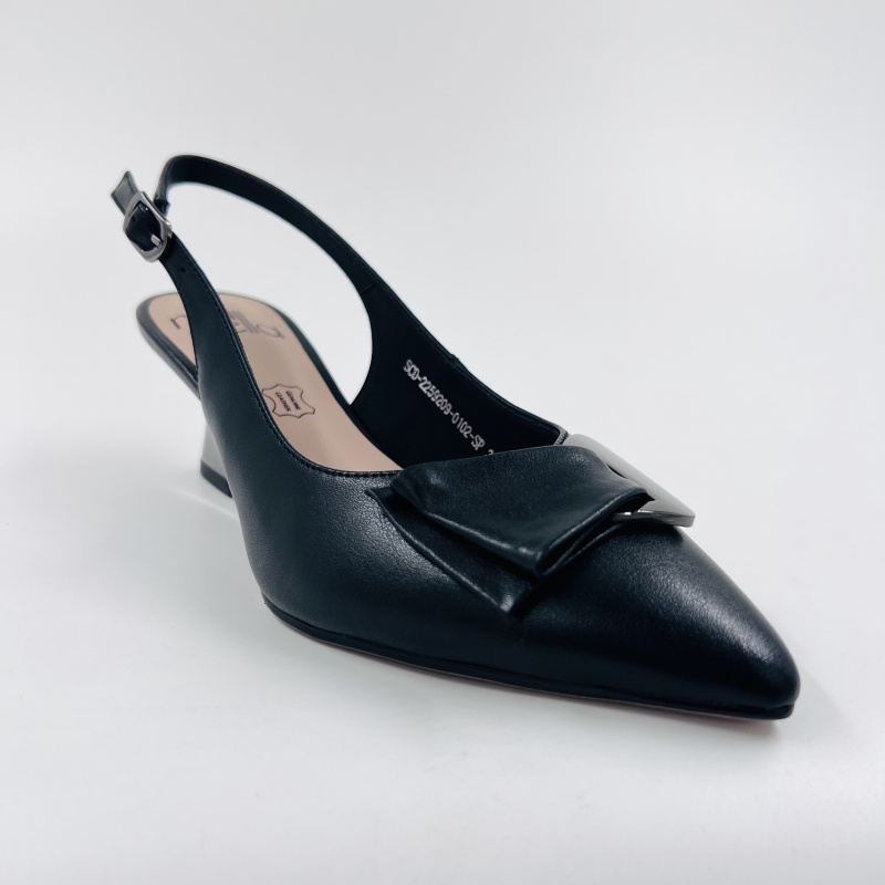 Madella 2259209-0102