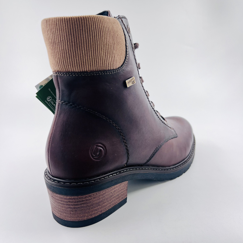 Remonte D1A70-24
