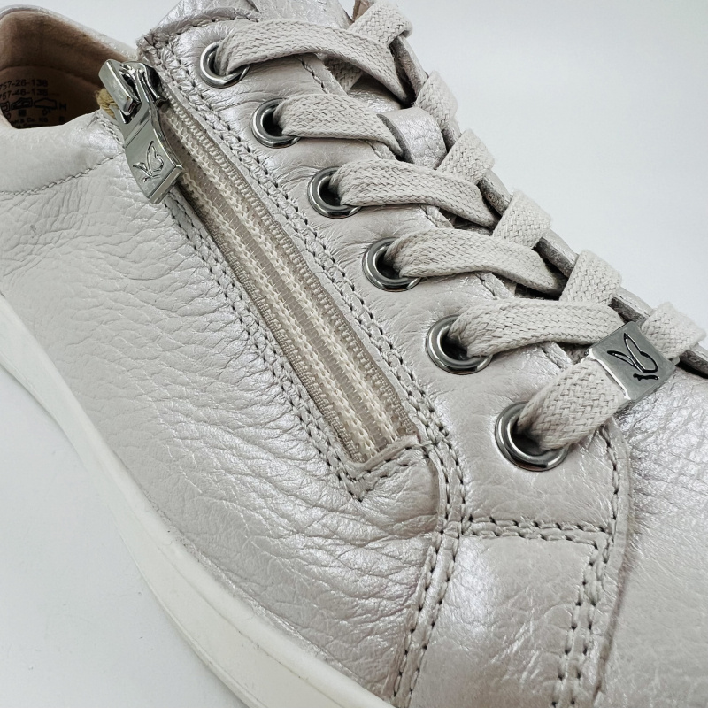 Caprice 23757-136