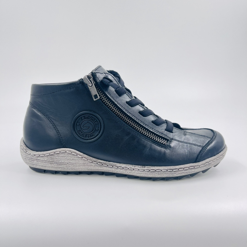 Remonte 1498-01