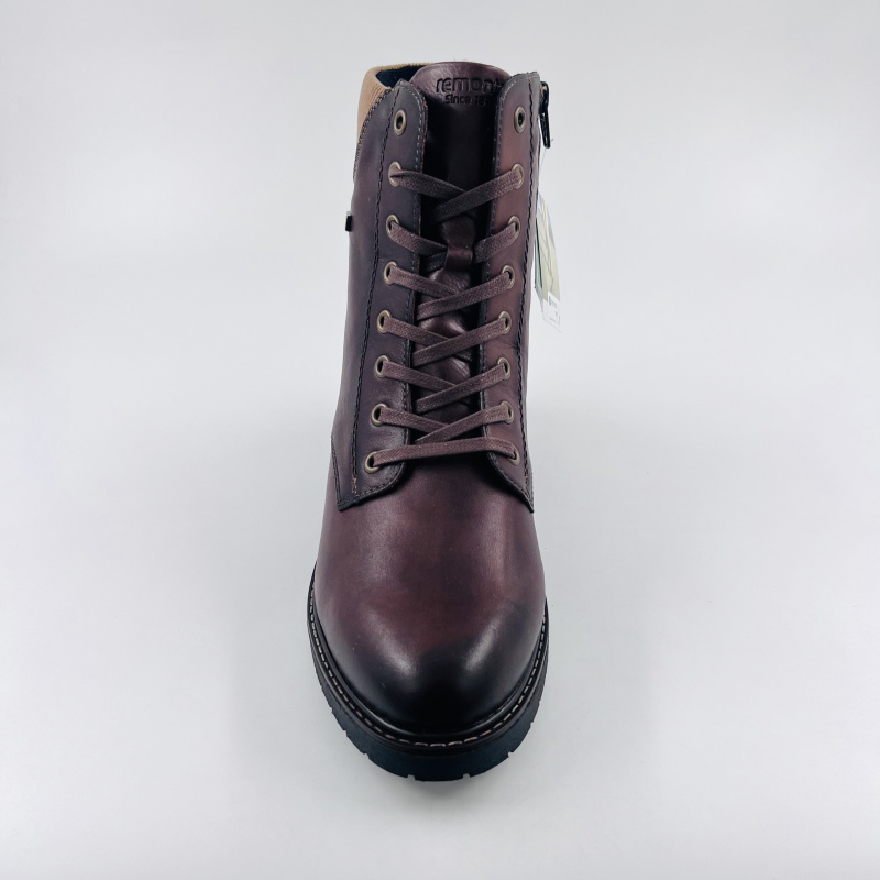 Remonte D1A70-24