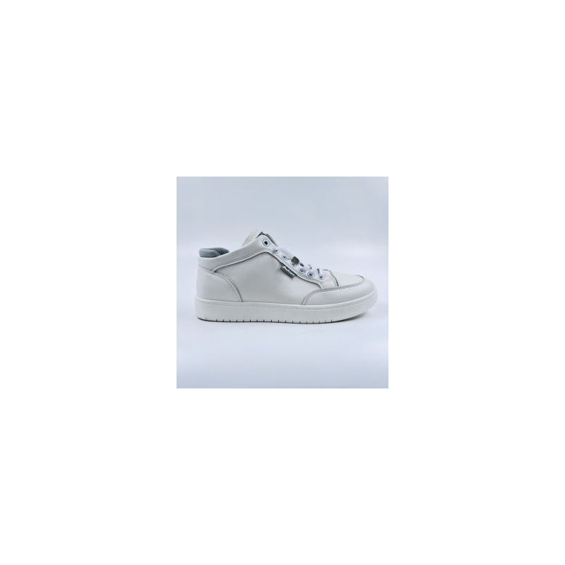 Madella 1102